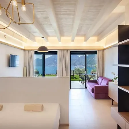 Divina - Prima Con Piscina E Vista Apartment Castelletto Di Brenzone